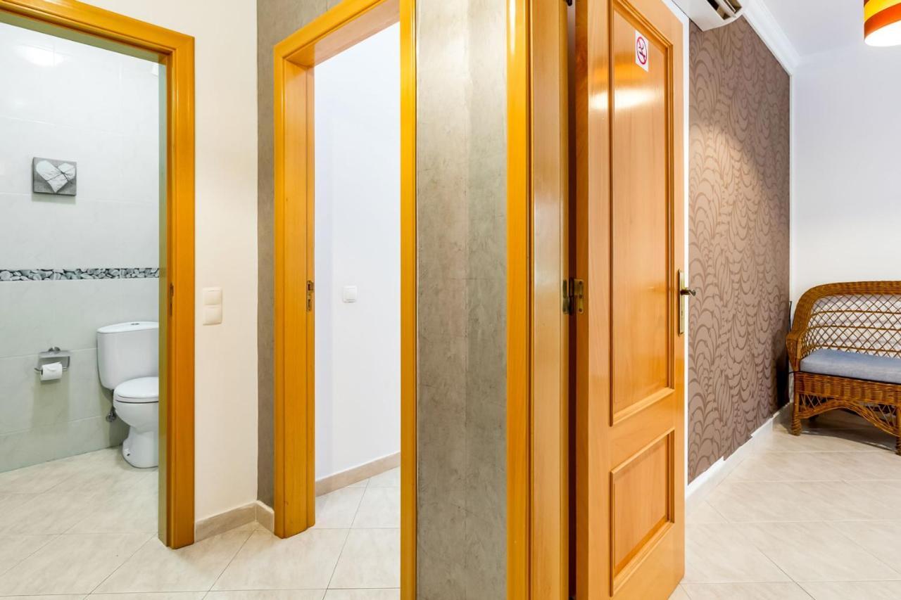 Spacious 2 Bdr Apartment W/ Patio By Lovelystay อาร์มาซอง เด เปรา ภายนอก รูปภาพ