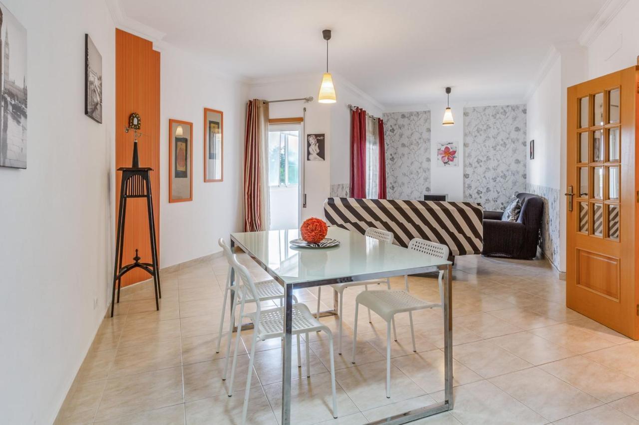 Spacious 2 Bdr Apartment W/ Patio By Lovelystay อาร์มาซอง เด เปรา ภายนอก รูปภาพ