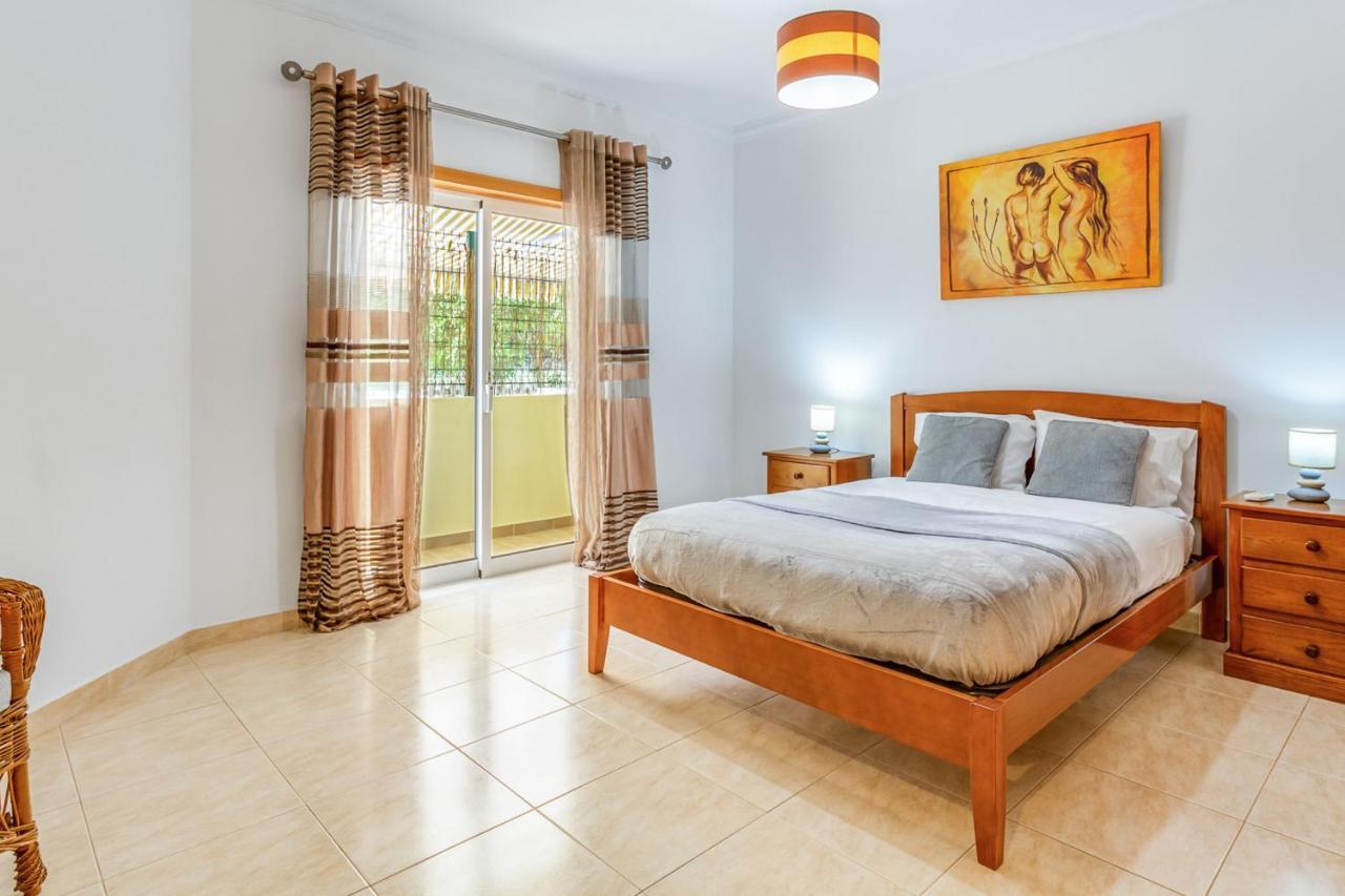 Spacious 2 Bdr Apartment W/ Patio By Lovelystay อาร์มาซอง เด เปรา ภายนอก รูปภาพ