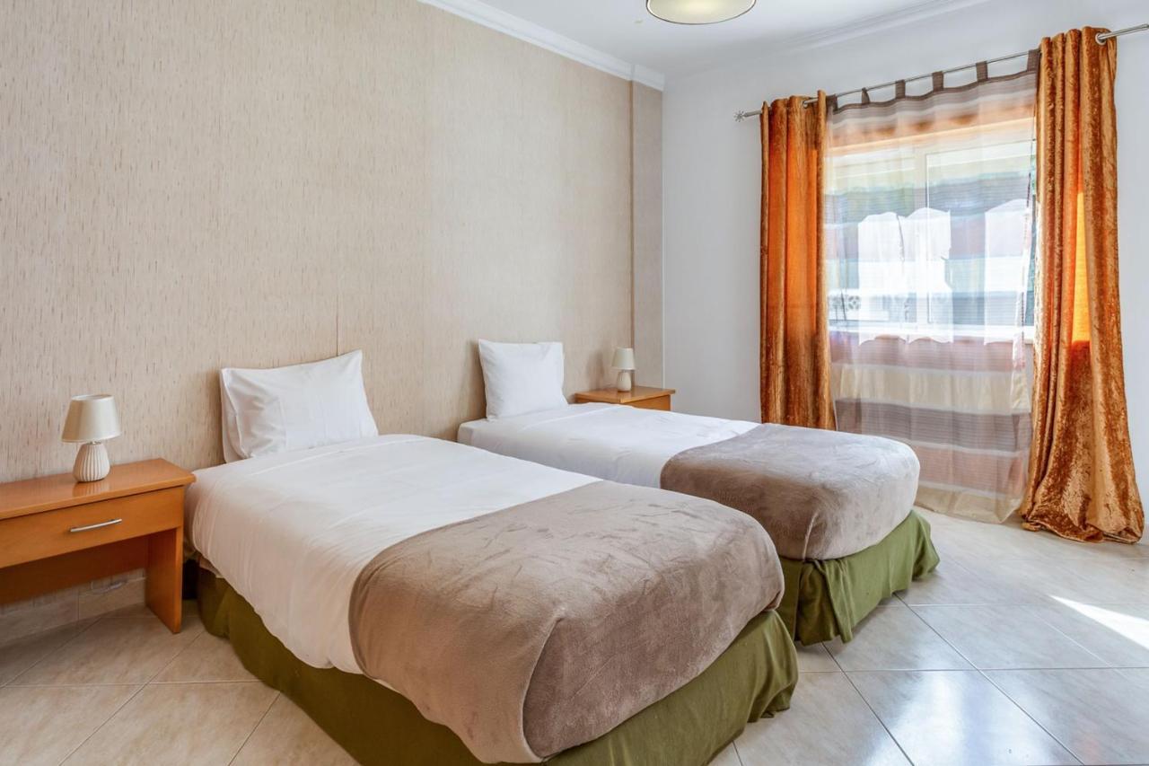 Spacious 2 Bdr Apartment W/ Patio By Lovelystay อาร์มาซอง เด เปรา ภายนอก รูปภาพ